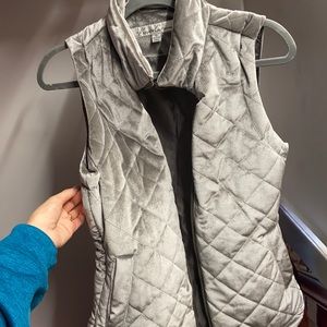 Kenneth Cole vest size xs